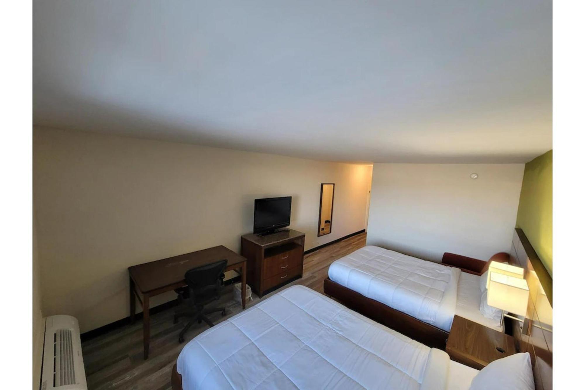 And Convention Center 3*